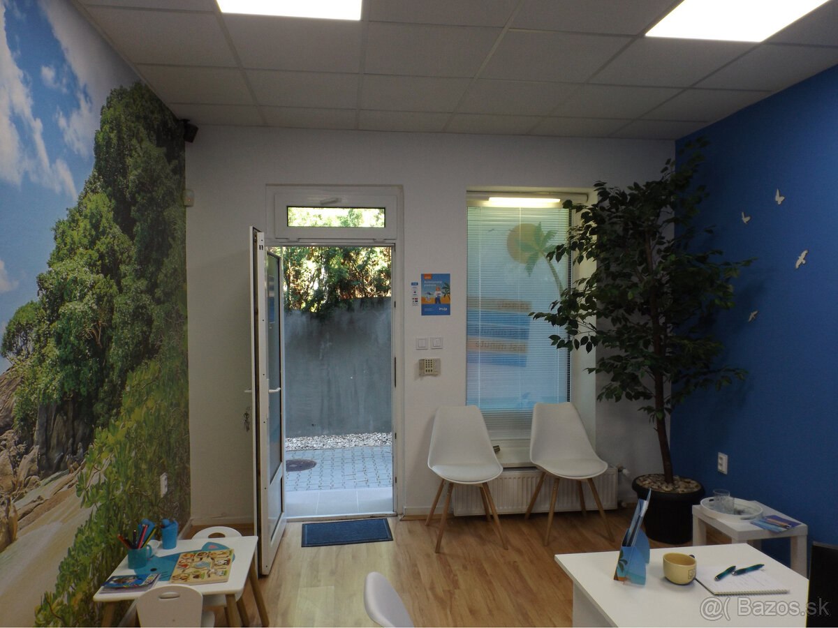 NA PREDAJ – polyfunkčný objekt v úplnom centre mesta Senec - - 6