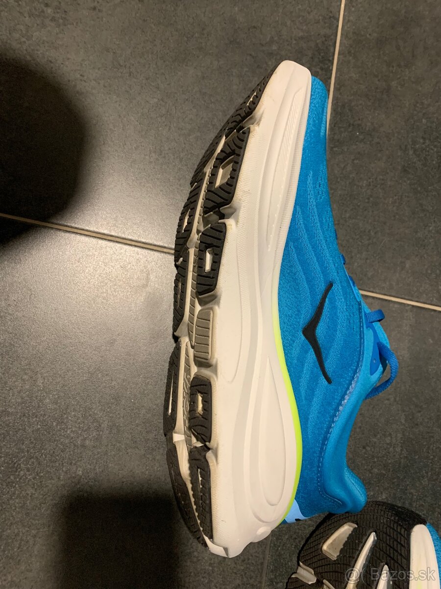Hoka Bondi 9 44,5 - 6