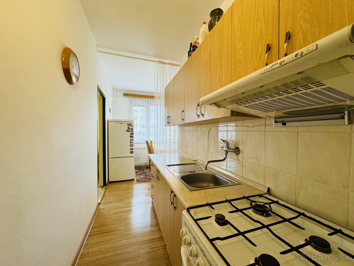 NA PREDAJ 3-IZBOVÝ BYT, ŽILINA-HLINY - 6