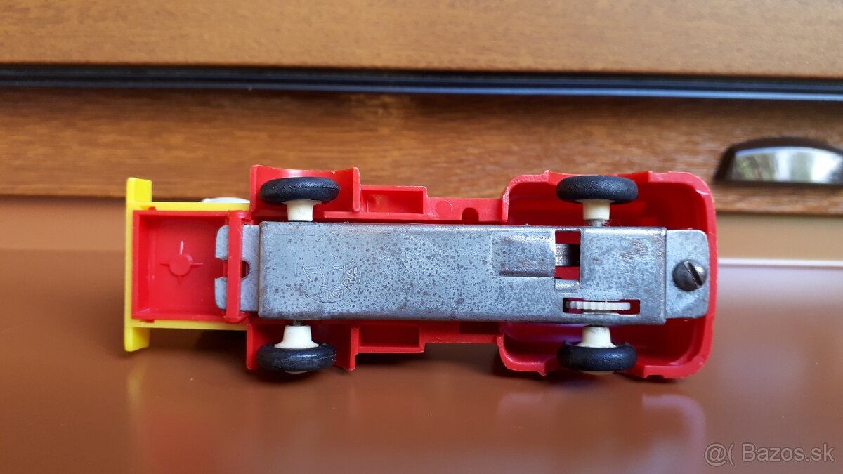 Stare auto - Stara hracka: Trambus od IGRA 2. - 6