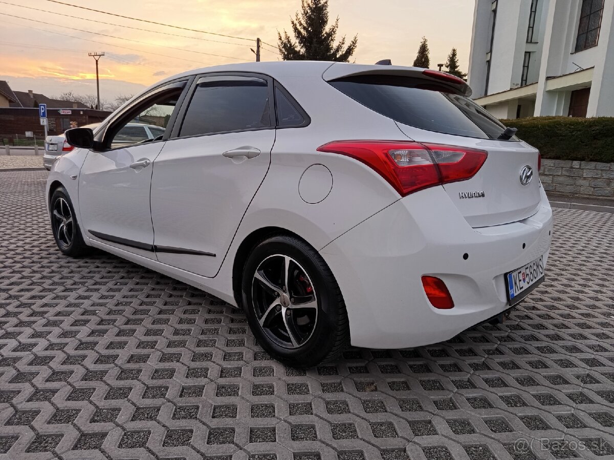 Hyundai i30 1.4i LPG - 6