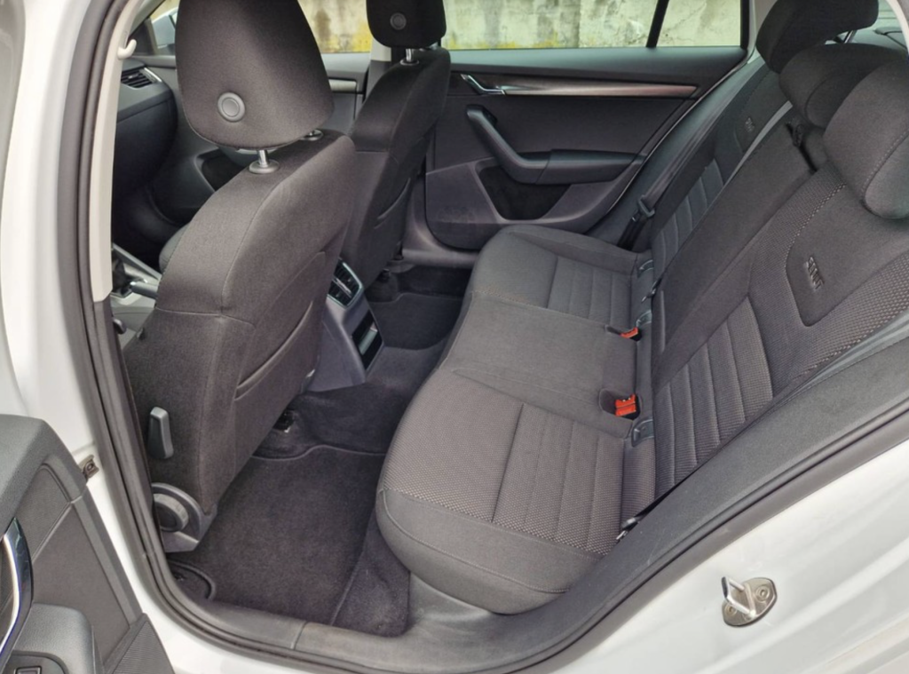 Škoda Octavia Combi 2016 - 6