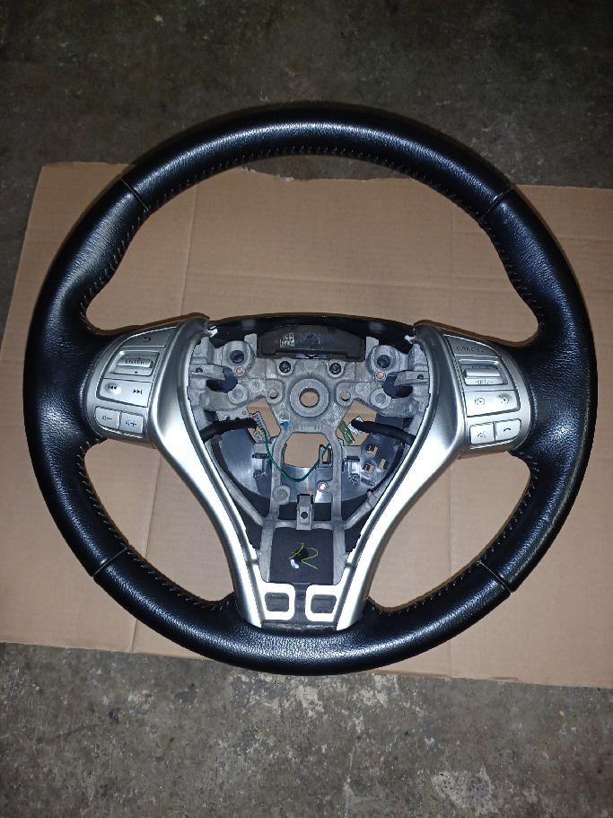 Sedačky,dveře aj. díly Nissan Navara D23 / NP300 Alaskan - 6