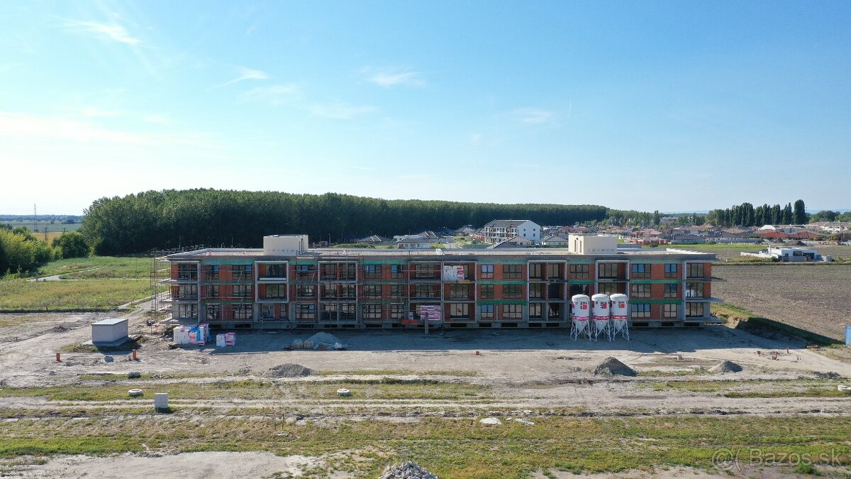 3 IZBOVÝ BYT 62 m2+LOGGIA 19,58 m2 VEDĽA TERMÁLNEHO KÚPALISK - 6