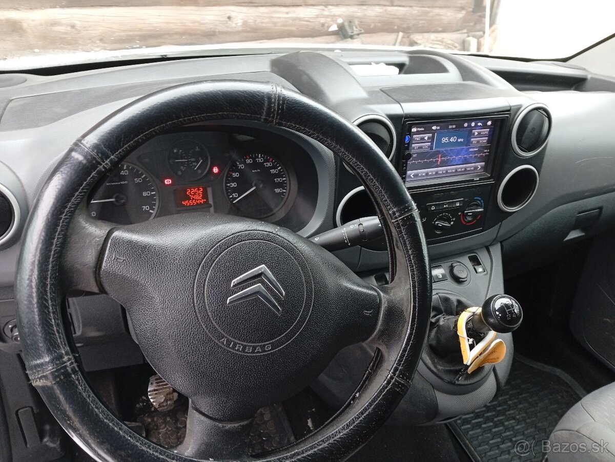 Predám Citroen Berlingo - 6