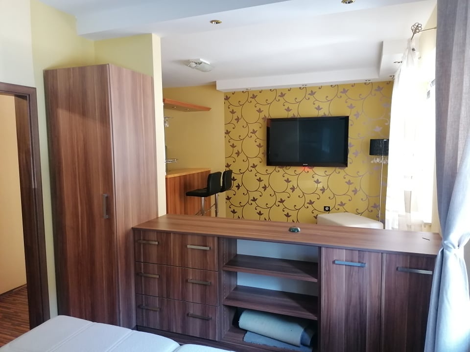 December: 2izb byt so zariadením + parkovaním, Záhradnícka - 6