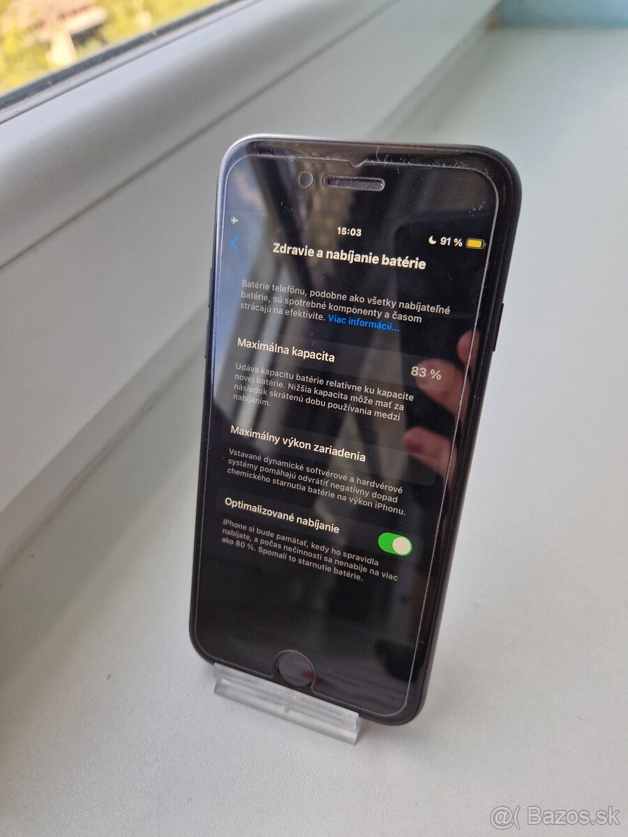 83% iPhone SE (2020) - 6