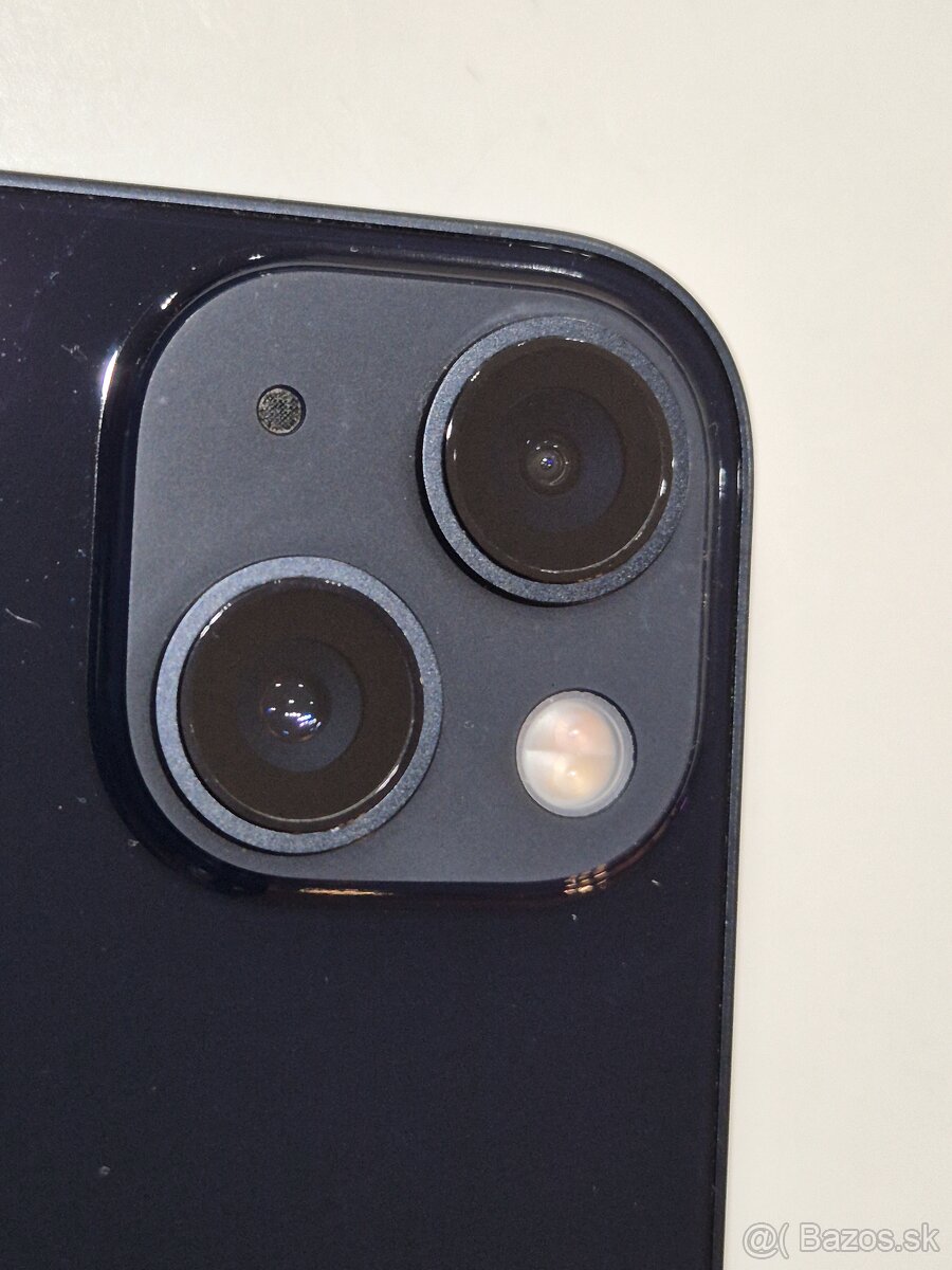 Predám iPhone 13 128GB - 6