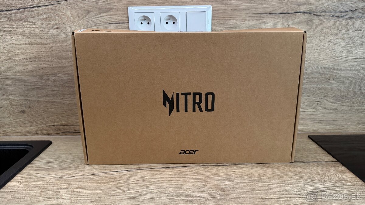 Acer Nitro V 15 ako nový - 6