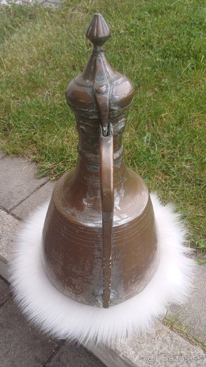 Starý kovový džbán - 6