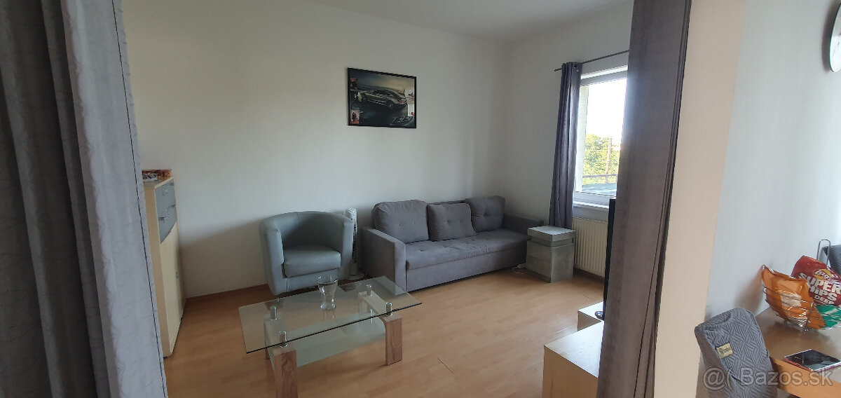 Predám velký 2izbový byt v Zohore na Školskej - 6