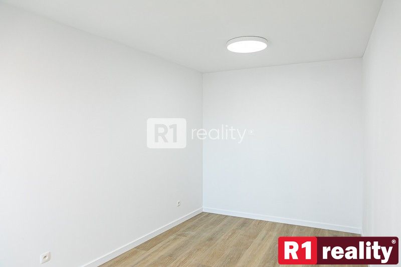 Jedinečný 2 izbový byt 53,2 m2 +2 x balkón, Piešťany-centrum - 6