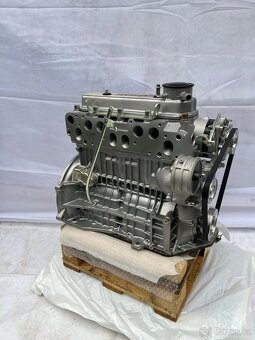 Závodní motor škoda - 6