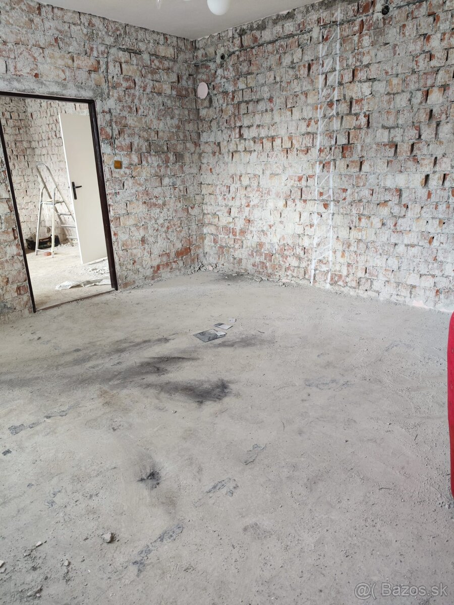 Predám rodinný dom v obci Smolenice - 6