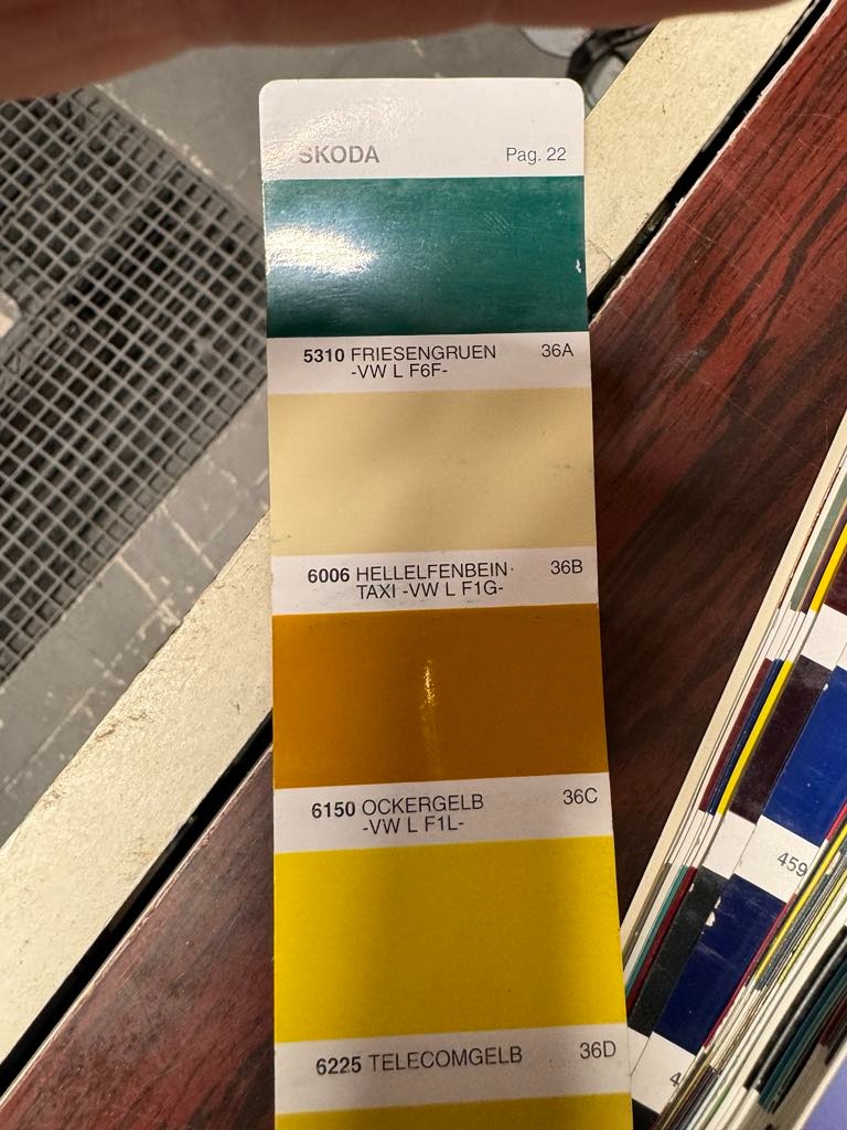 Predám blatníky skoda 1000mb - 6