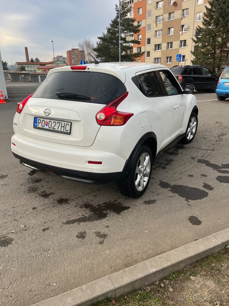 Nissan Juke 1.6 - 6