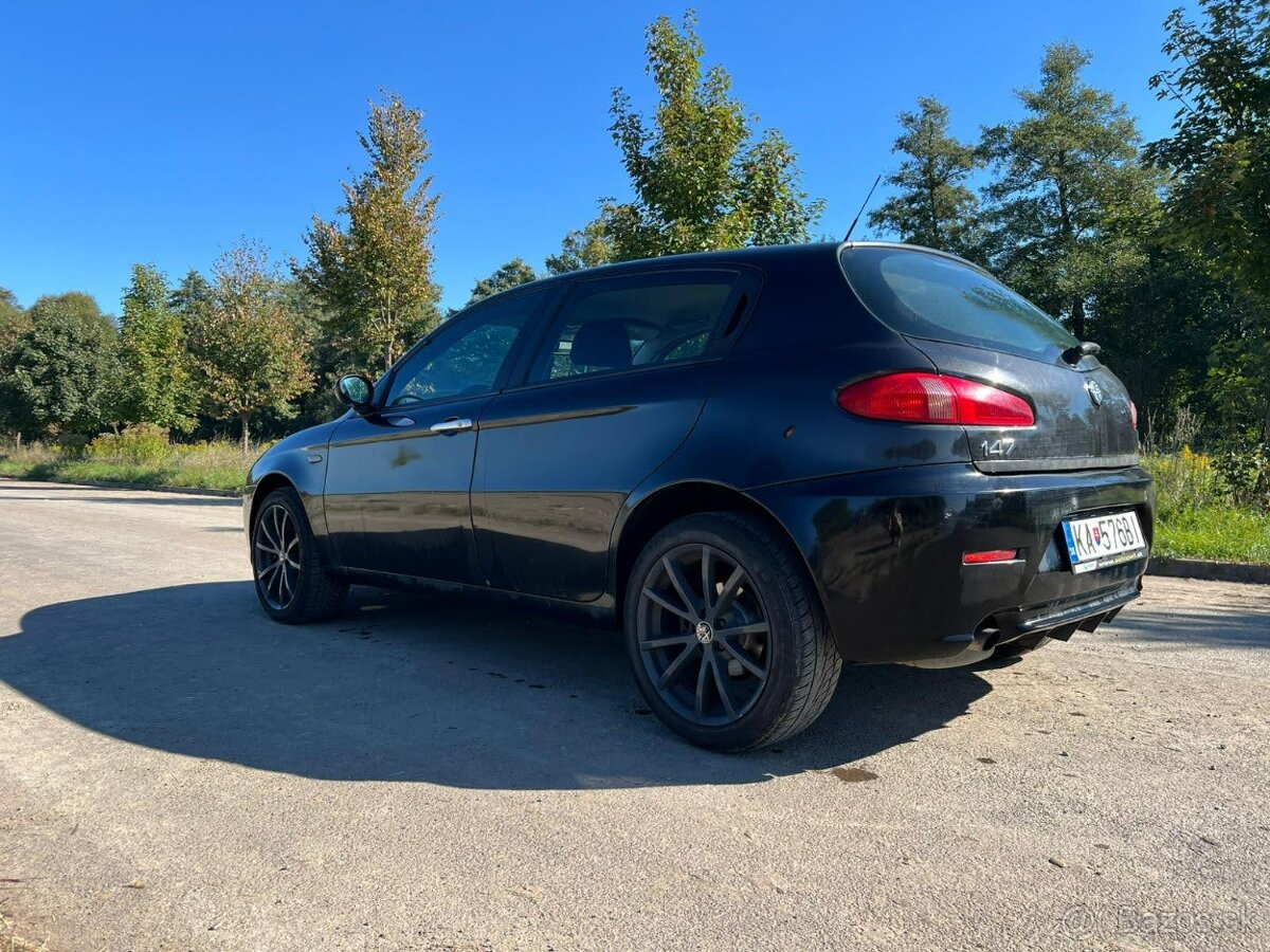 Alfa Romeo 147 JTD 85kW - 6