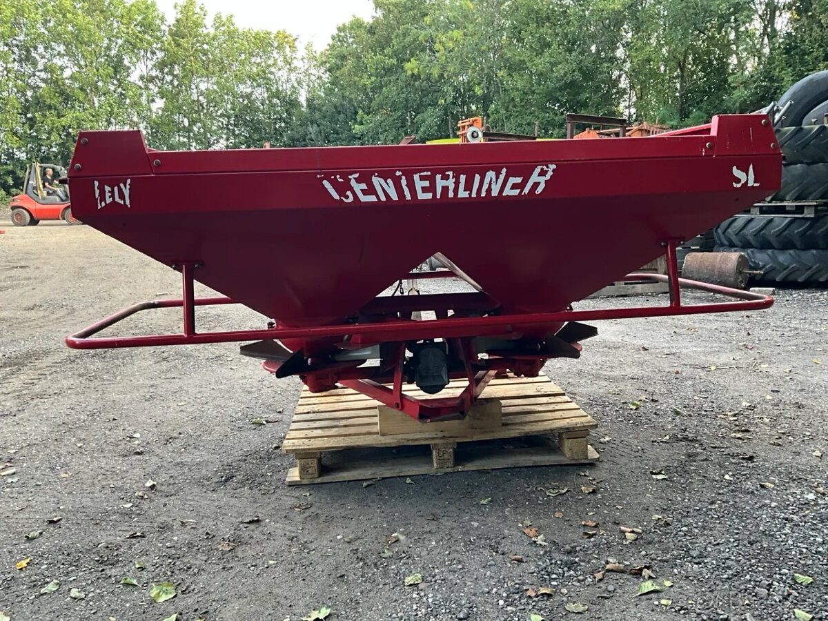 1200L Nizozemské rozmetadlo LELY CENTERLINER SL - 6