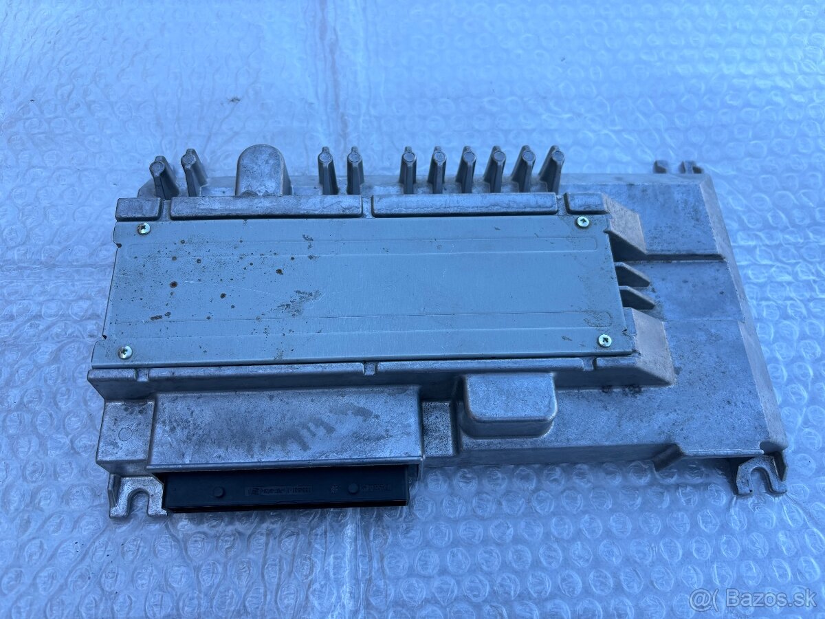 Skoda superb3 soundsystem canton 81A035223 - 6