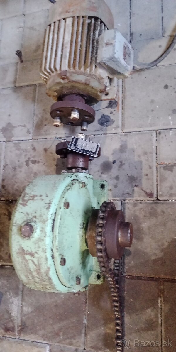 Prevodovka šneková s motorom - 6
