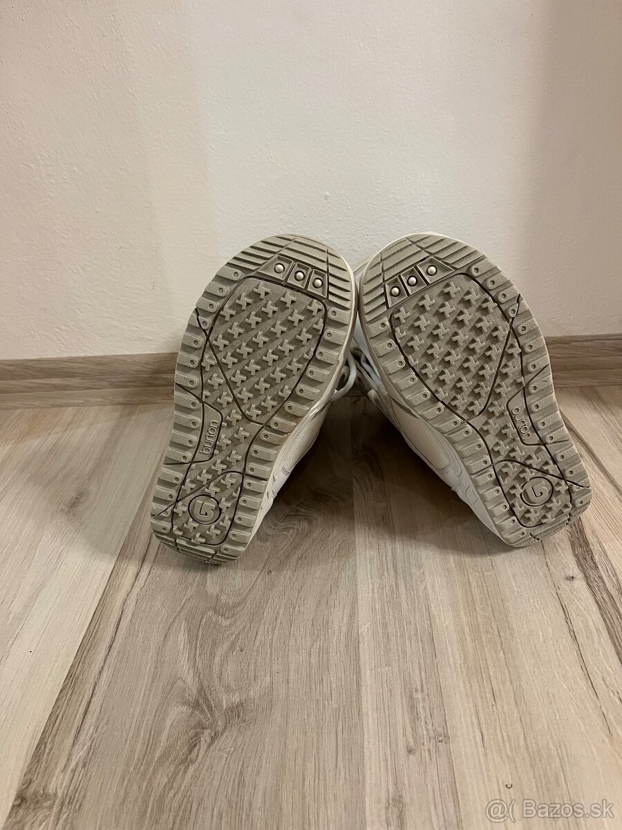 Burton veľkosť 35 - 6