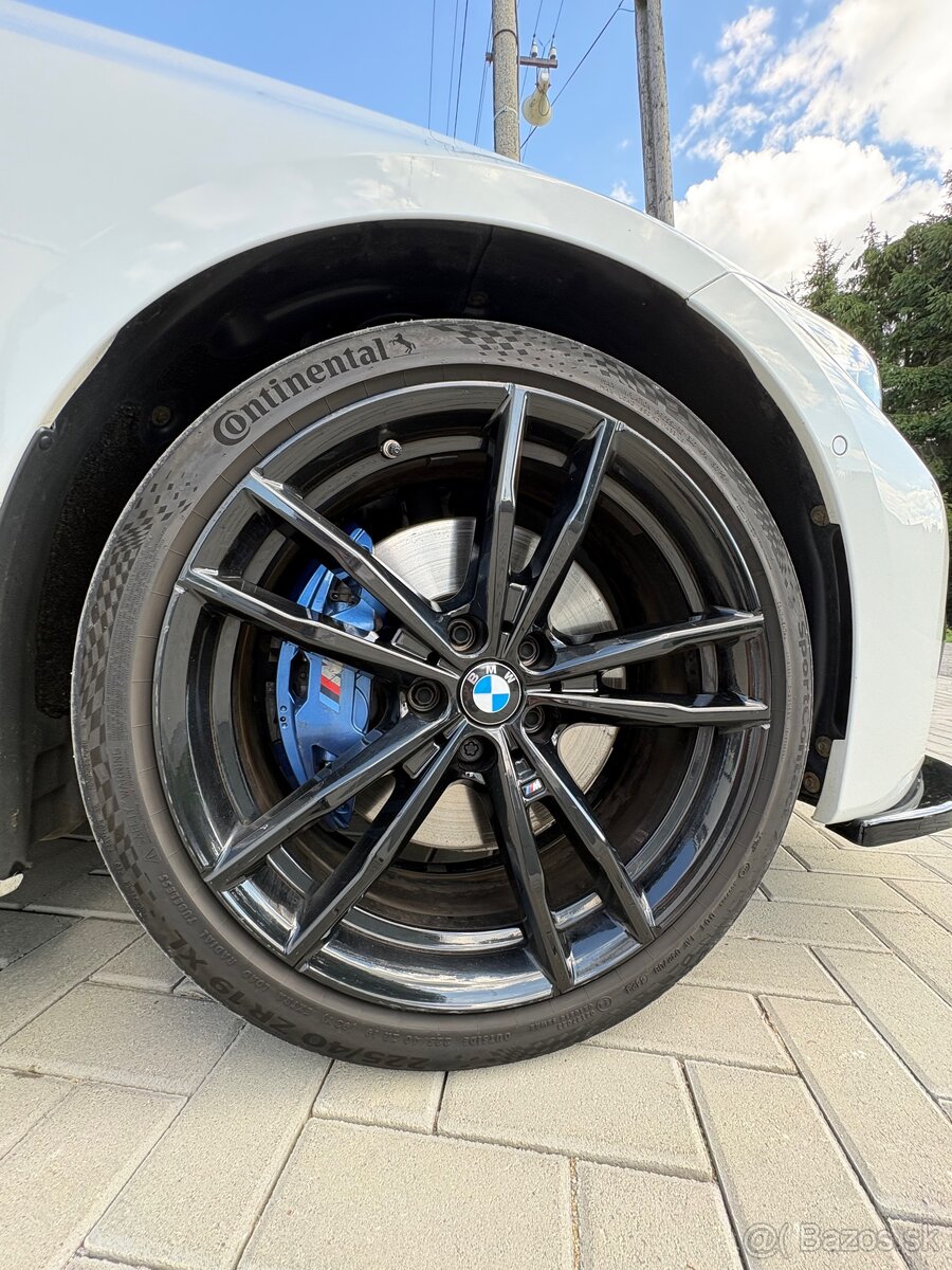 BMW 320d xDrive Touring M Sport | M Performance - 6