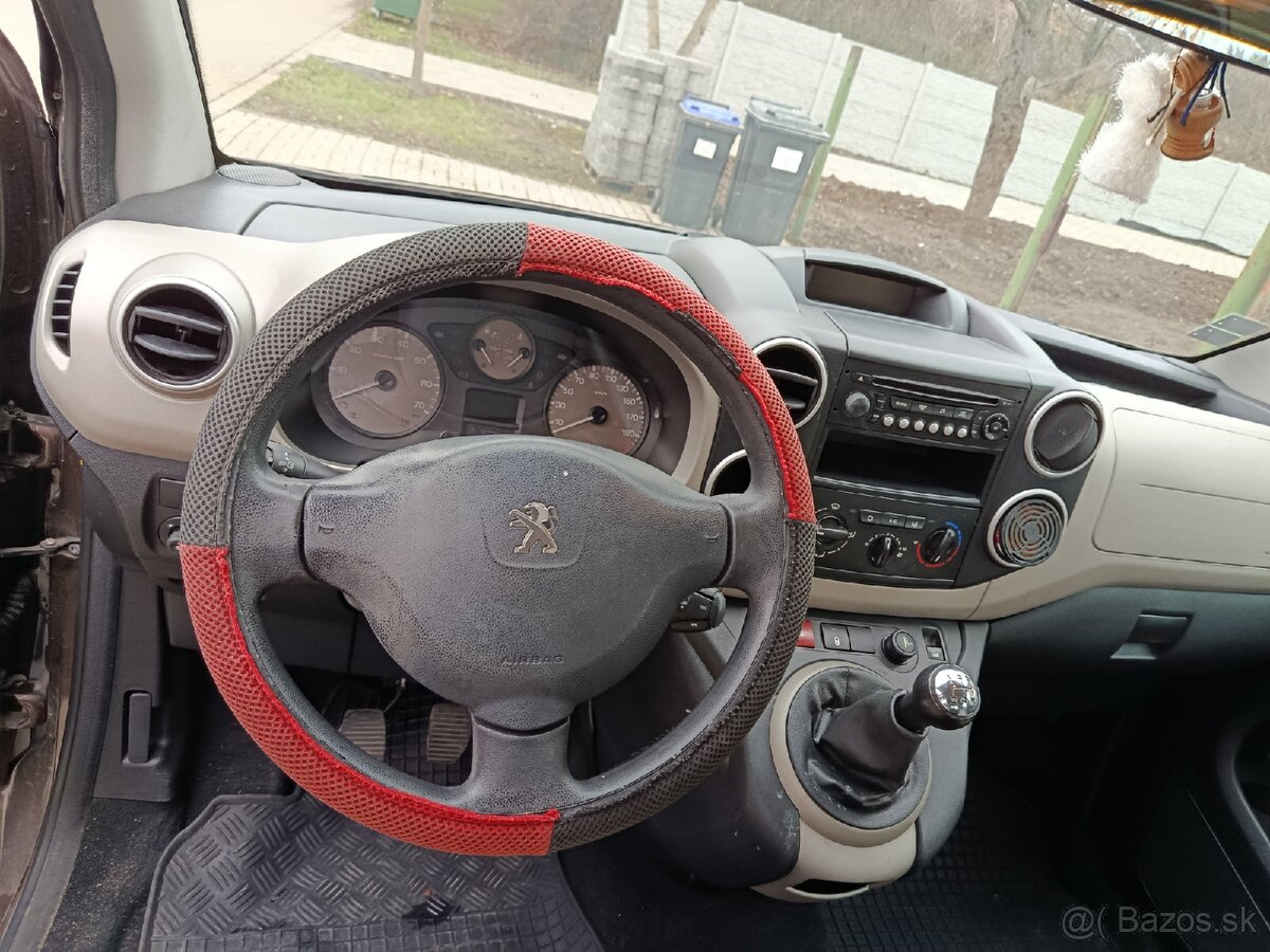 Peugeot Partner Tepee 1,6 HDI 68kw, rok 2013 - 6