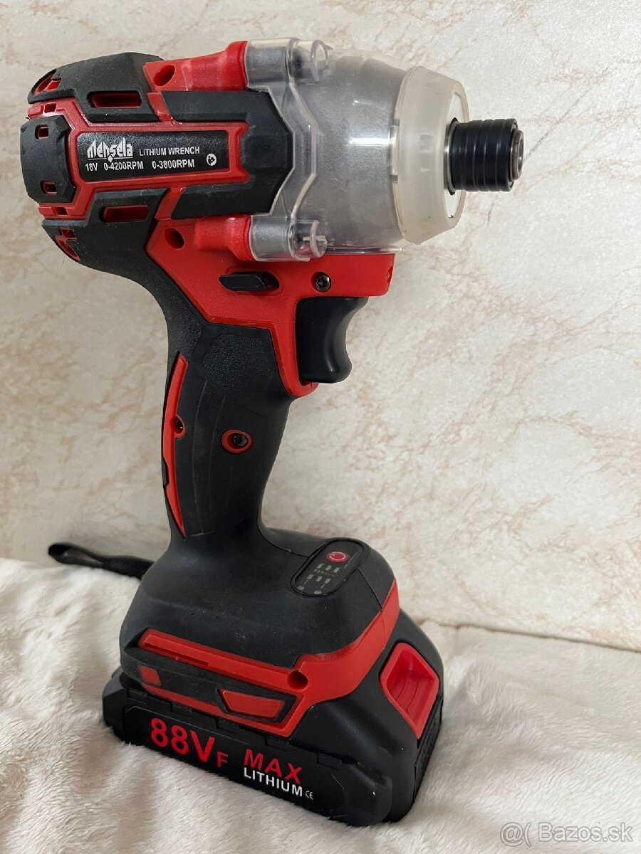 Razový uťahovak, skrutkovač Aku - 6