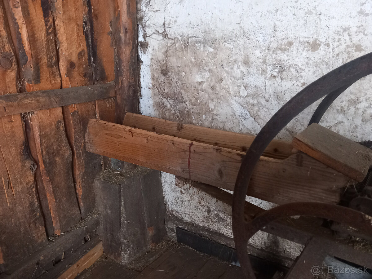 sečkárka na seno-slamu - 6