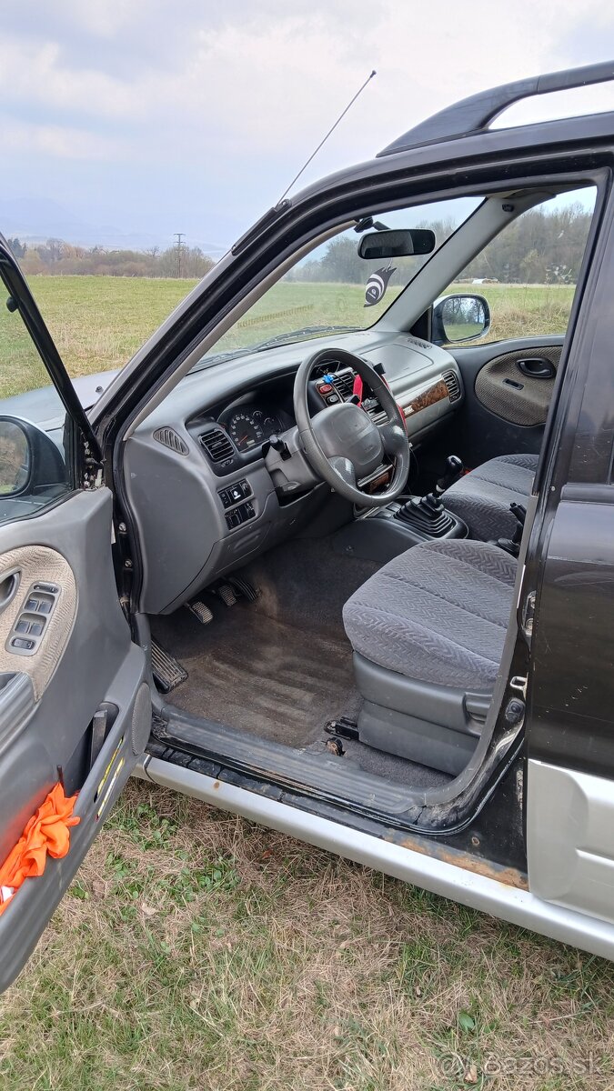 Predám Suzuki grand vitara 2.0i +lpg - 6