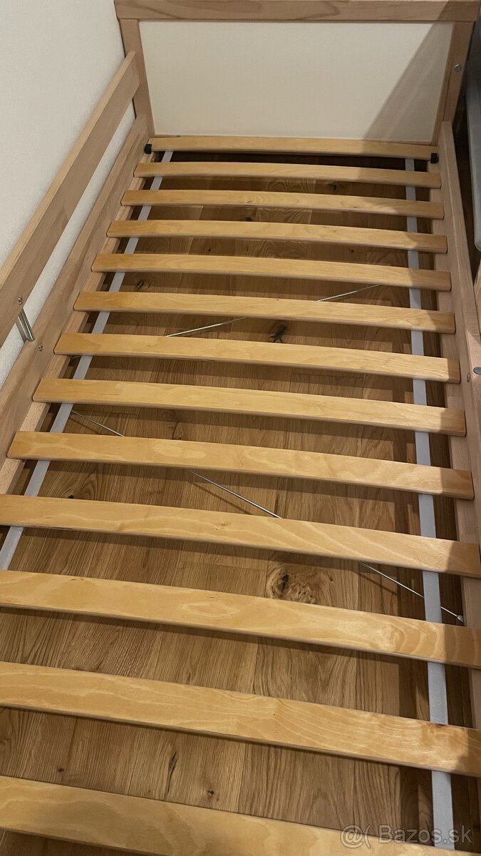 Posteľ s roštom a matracom - 6