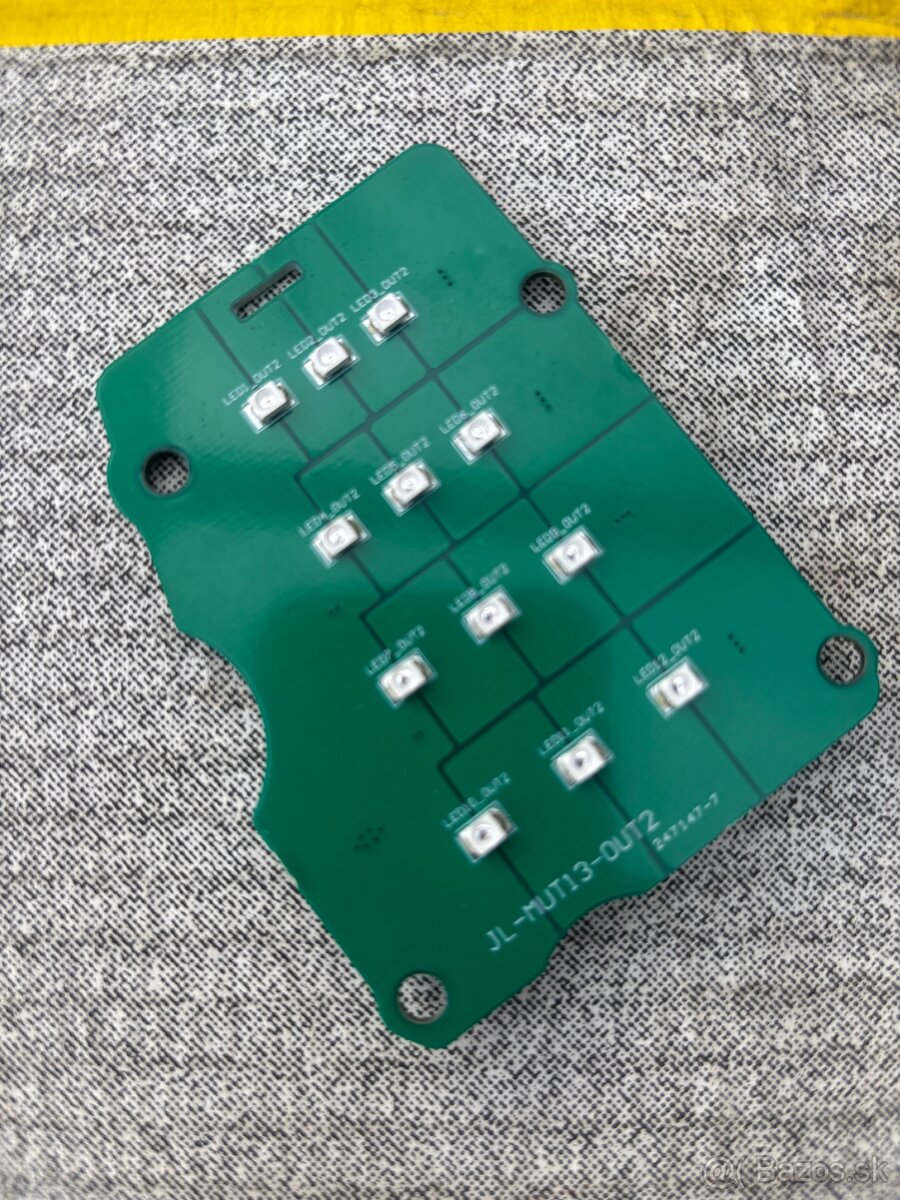 Predam zadné svetlo na Ford Mustang - 6