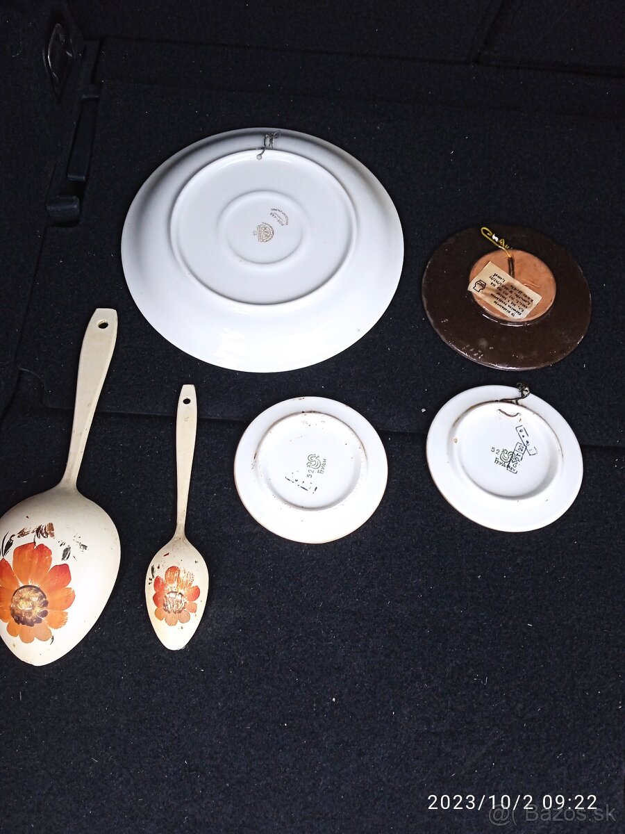 CHLEBNIK PLUS OZDOBNY PORCELAN NA STENU - 6