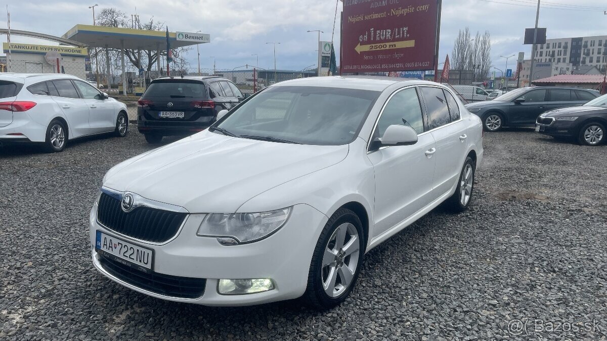 Predám Škoda Superb 3.6 benzín DSG 2013 - 6