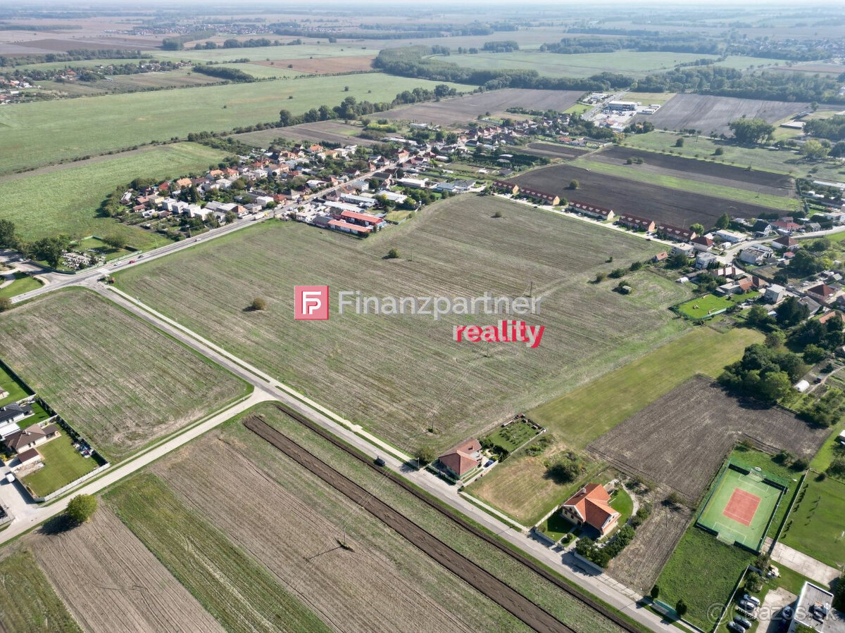 Na predaj stavebný pozemok o rozlohe 2924 m² - 6