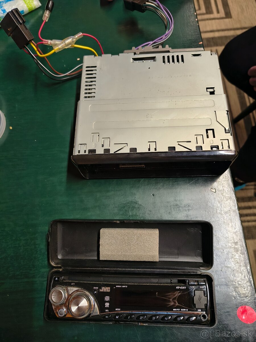 Autorádio JVC s USB - 6