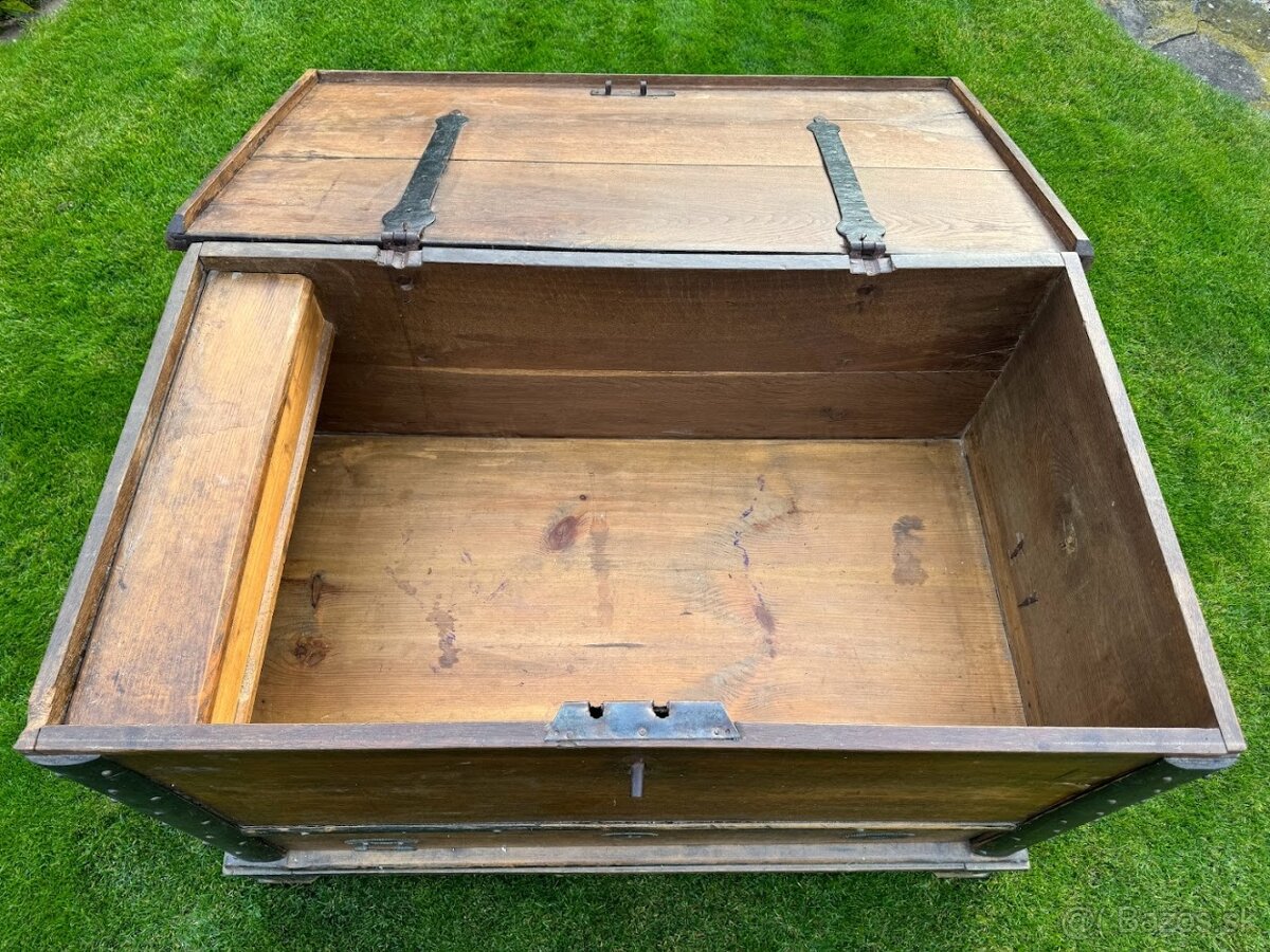 Stará drevená truhlica - 6