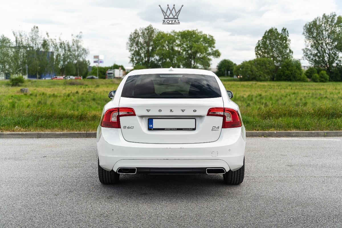 Volvo S60 D4 2.0L Drive-E Kinetic Geartronic - 6