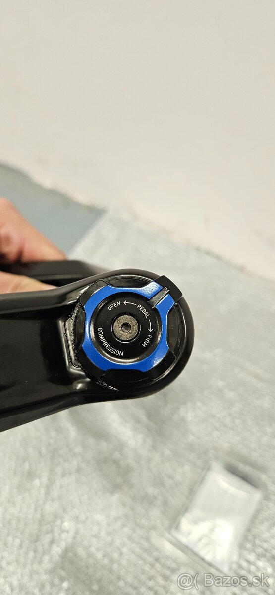 Rock Shox Psylo Gold Isolator RC 29" DebonAir 140 - 6