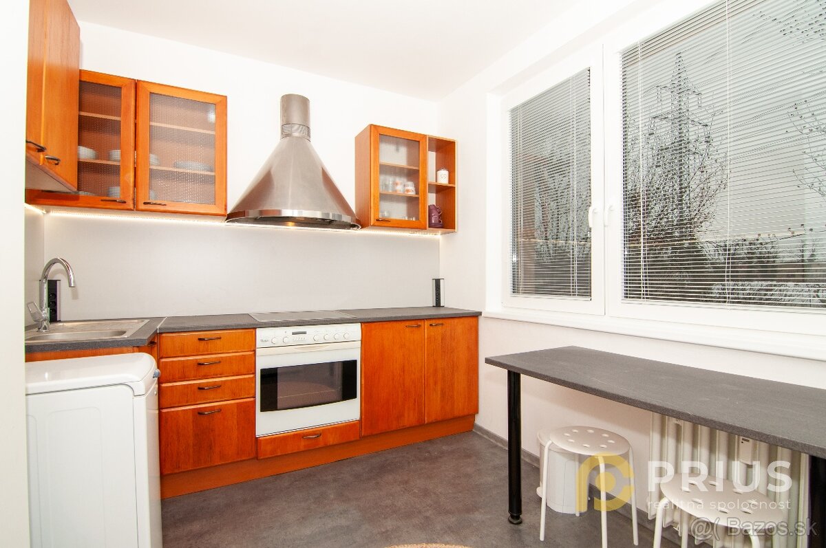 PRENÁJOM - 3 IZBOVÝ BYT SO ZARIADENÍM, ONDREJOVOVA ul. - 6