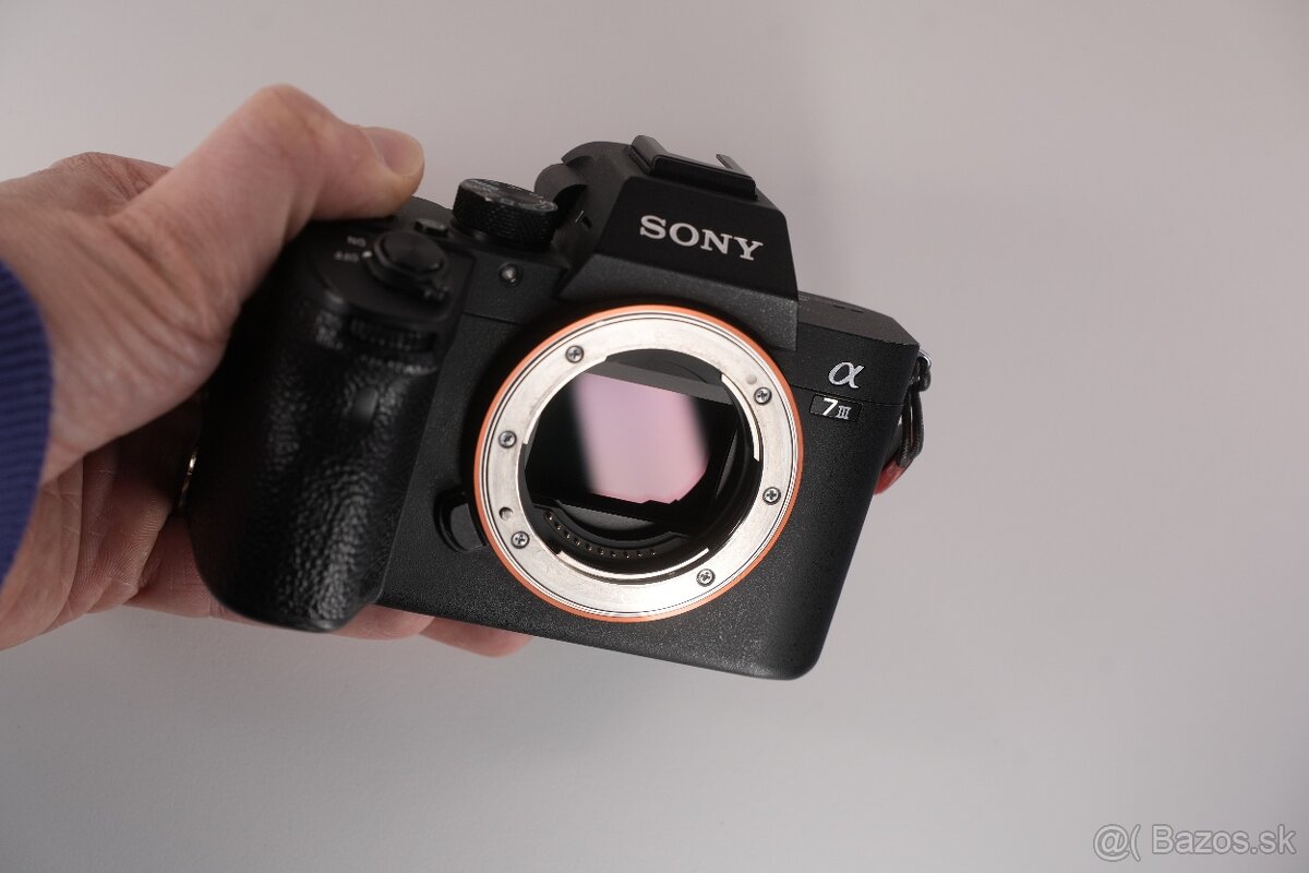 Sony A7III telo - 6