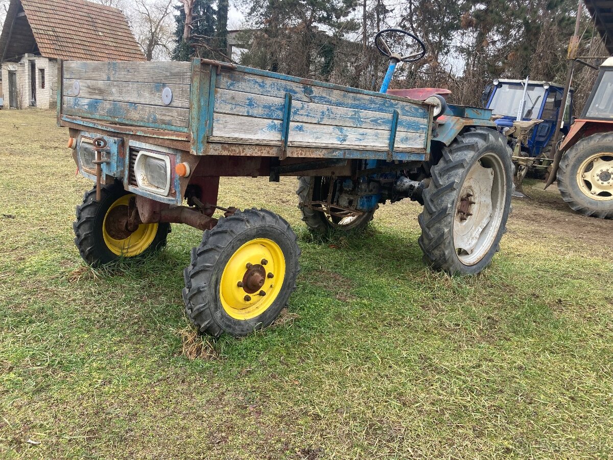 Predám traktor rs-09 - 6