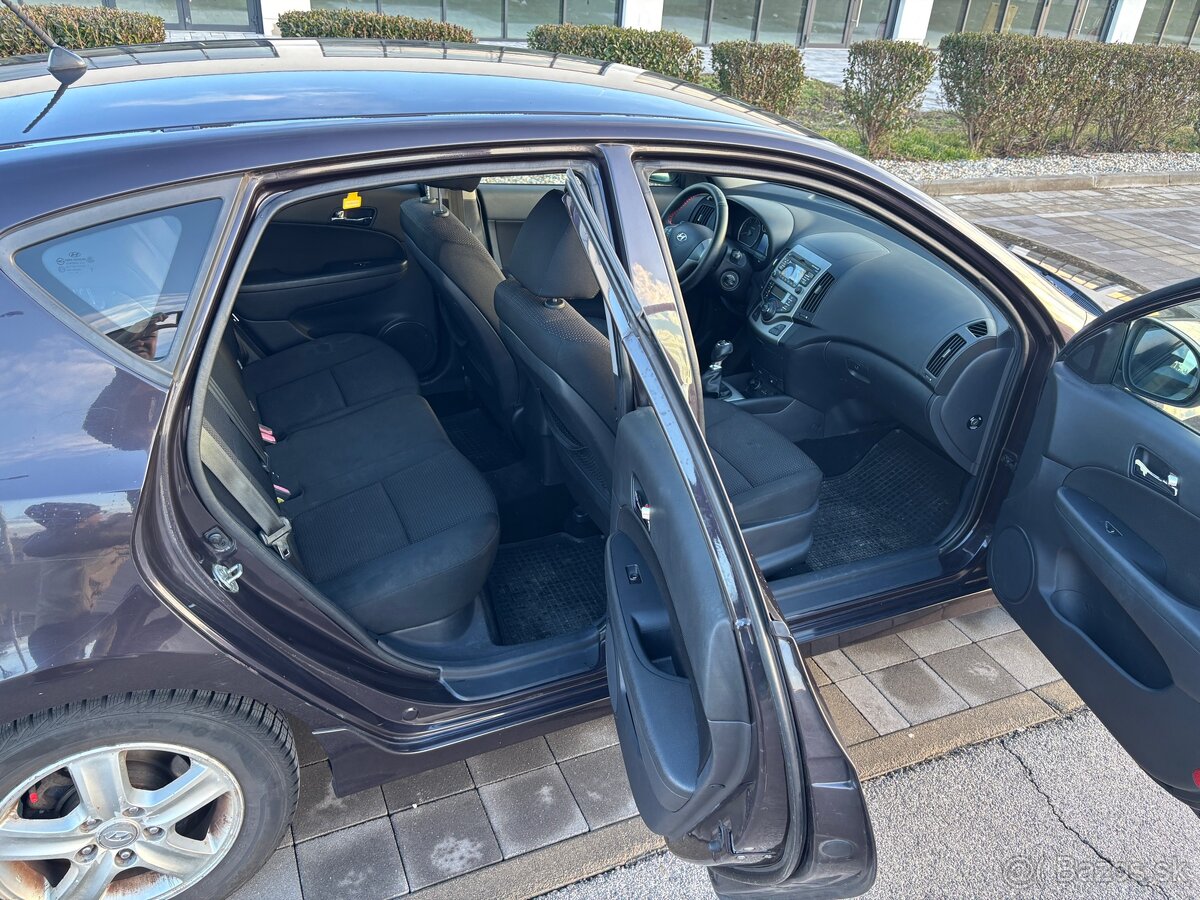Predám Hyundai i30 - 6
