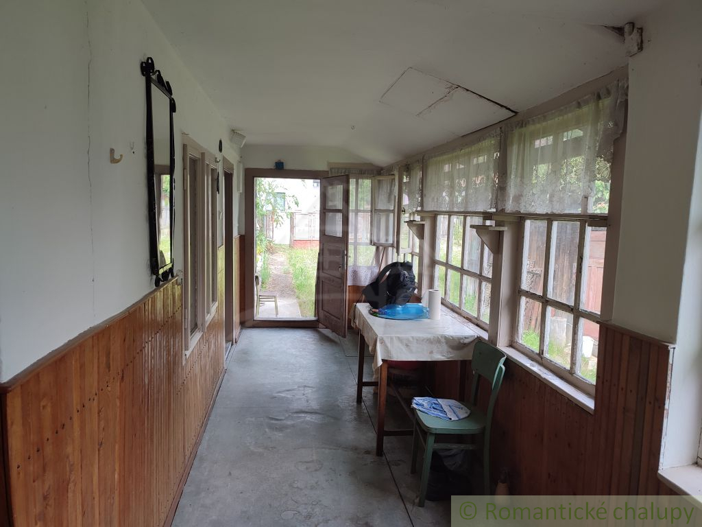 Staršia chalupa s hospodárskymi budovami na pozemku 1550 m - 6