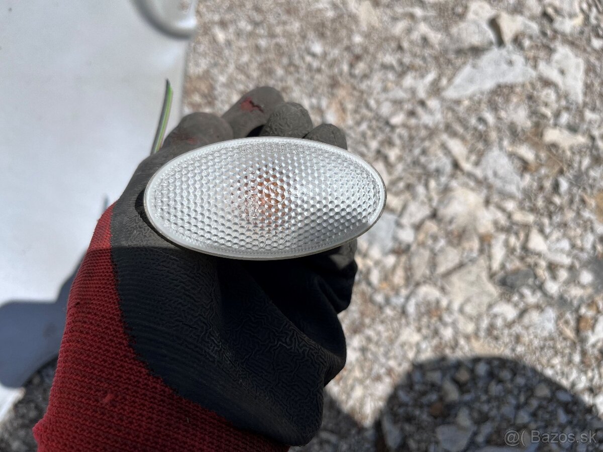 Suzuki Splash 2009 automat na náhradne diely - 6