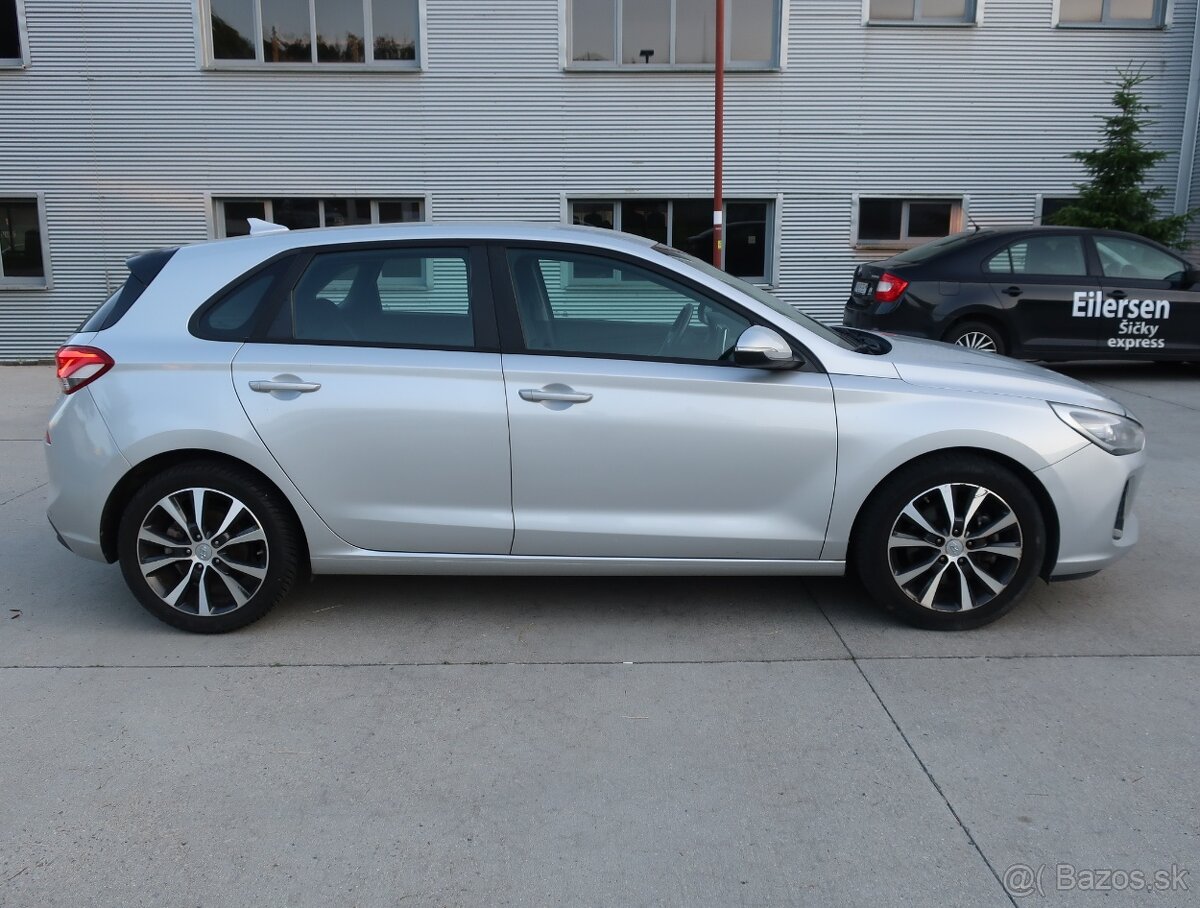 Hyundai i30 Business 2018 1.6CRDi 110k,navigácia,odpočet DPH - 6