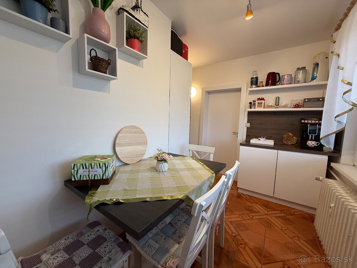 Nadštandardný štvorizbový byt v absolútnom centre Lučenca - 6