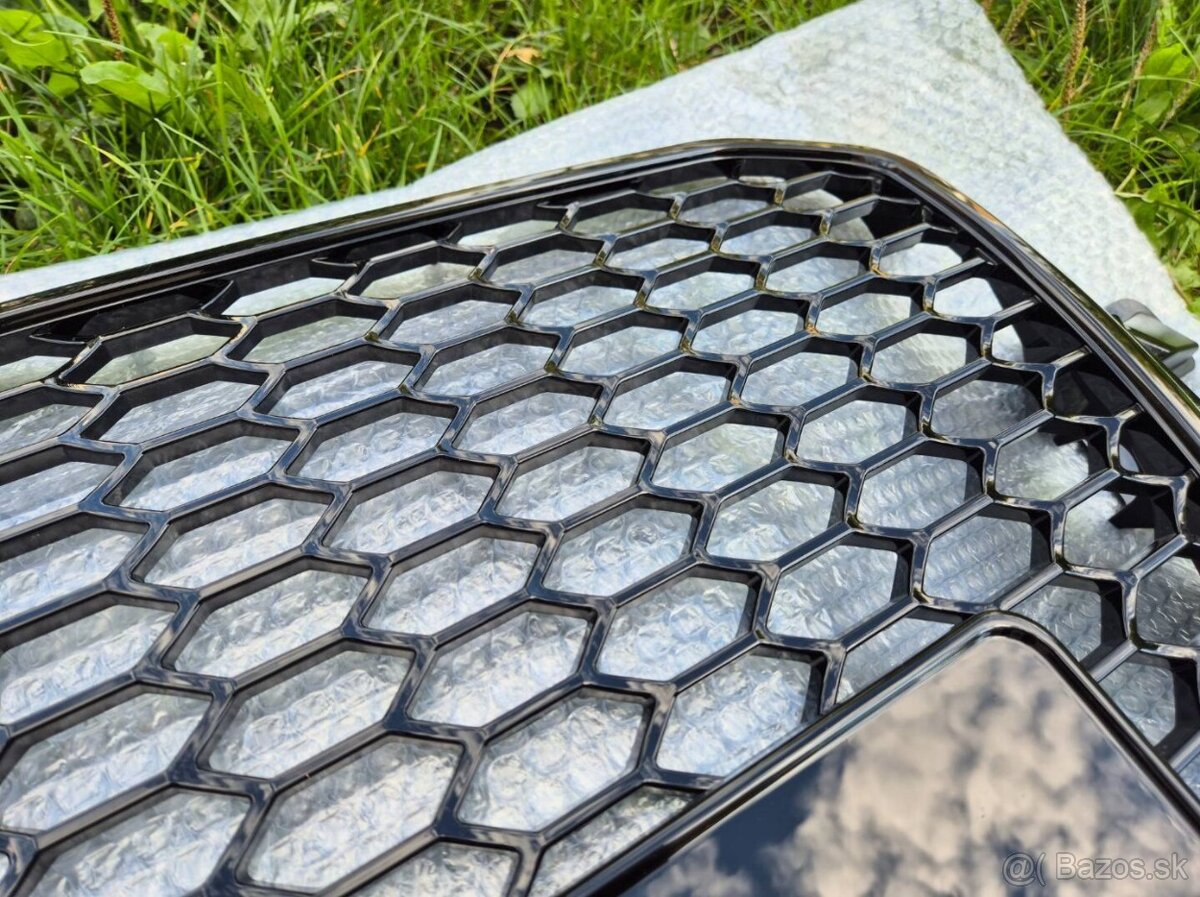 AUDI Q5 8R FACELIFT predná maska / HONEYCOMB - 6
