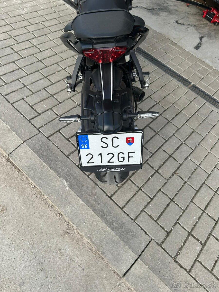 Yamaha MT07 - 6