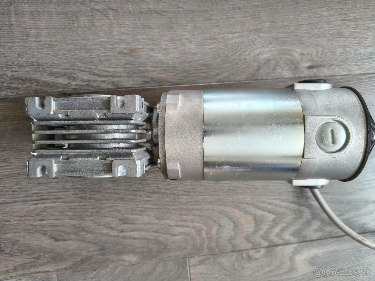 Predám elektromotor s prevodovkou 24VDC - 6